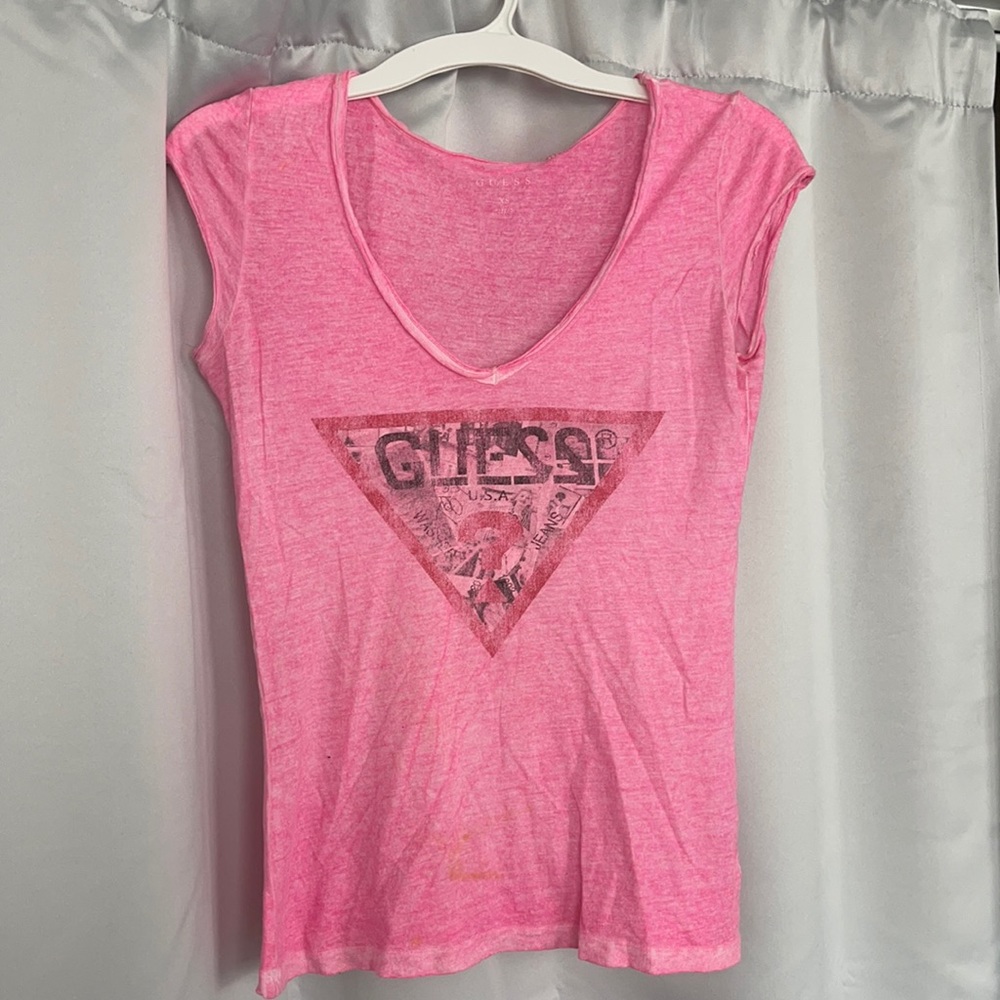 COPY - Guess t shirt